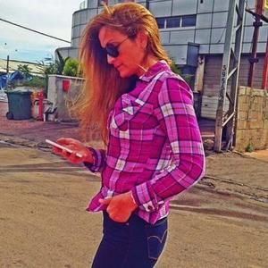 Meet your Posher, Liat